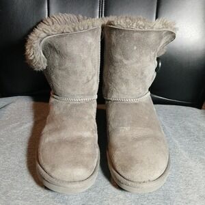 Ugg Australia Bailey Button II Women's Ankle Sheepskin Boot Grey Size 8